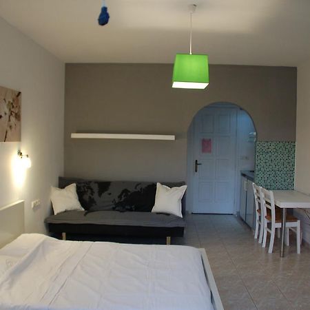 Handrina Studios Naxos City Екстериор снимка