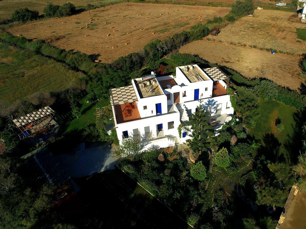 Handrina Studios Naxos City Екстериор снимка