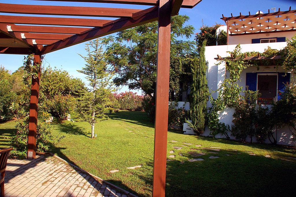Handrina Studios Naxos City Екстериор снимка
